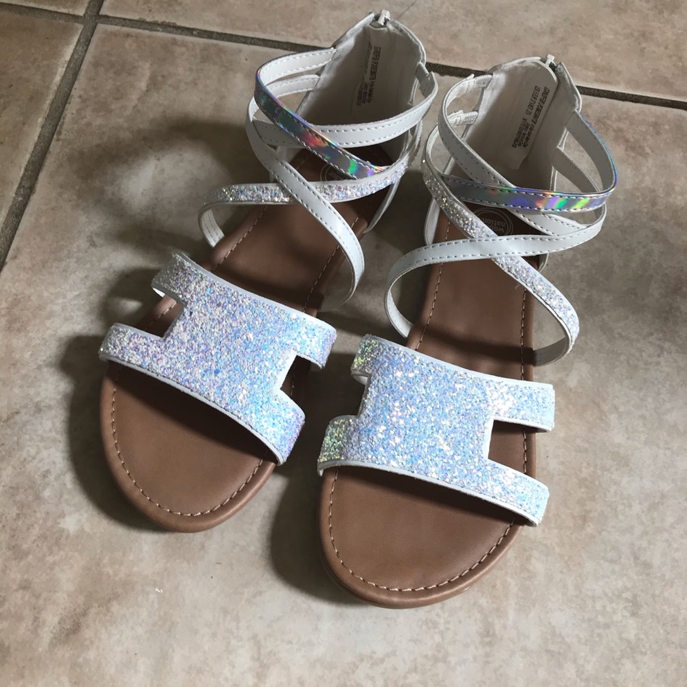 Sandles